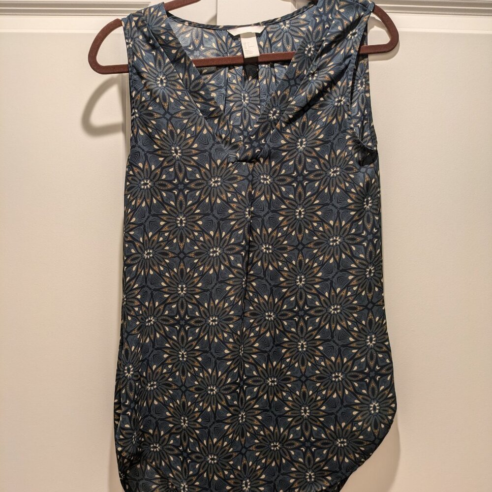 2/$15 - H&M sleeveless tunic shirt